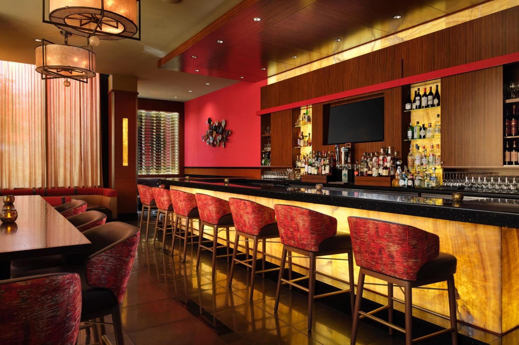 Marriott At Glenpointe